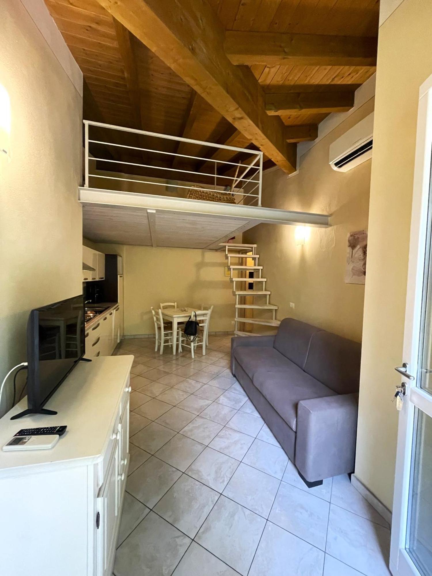 Appartamenti Il Ruscello Manerba del Garda Εξωτερικό φωτογραφία