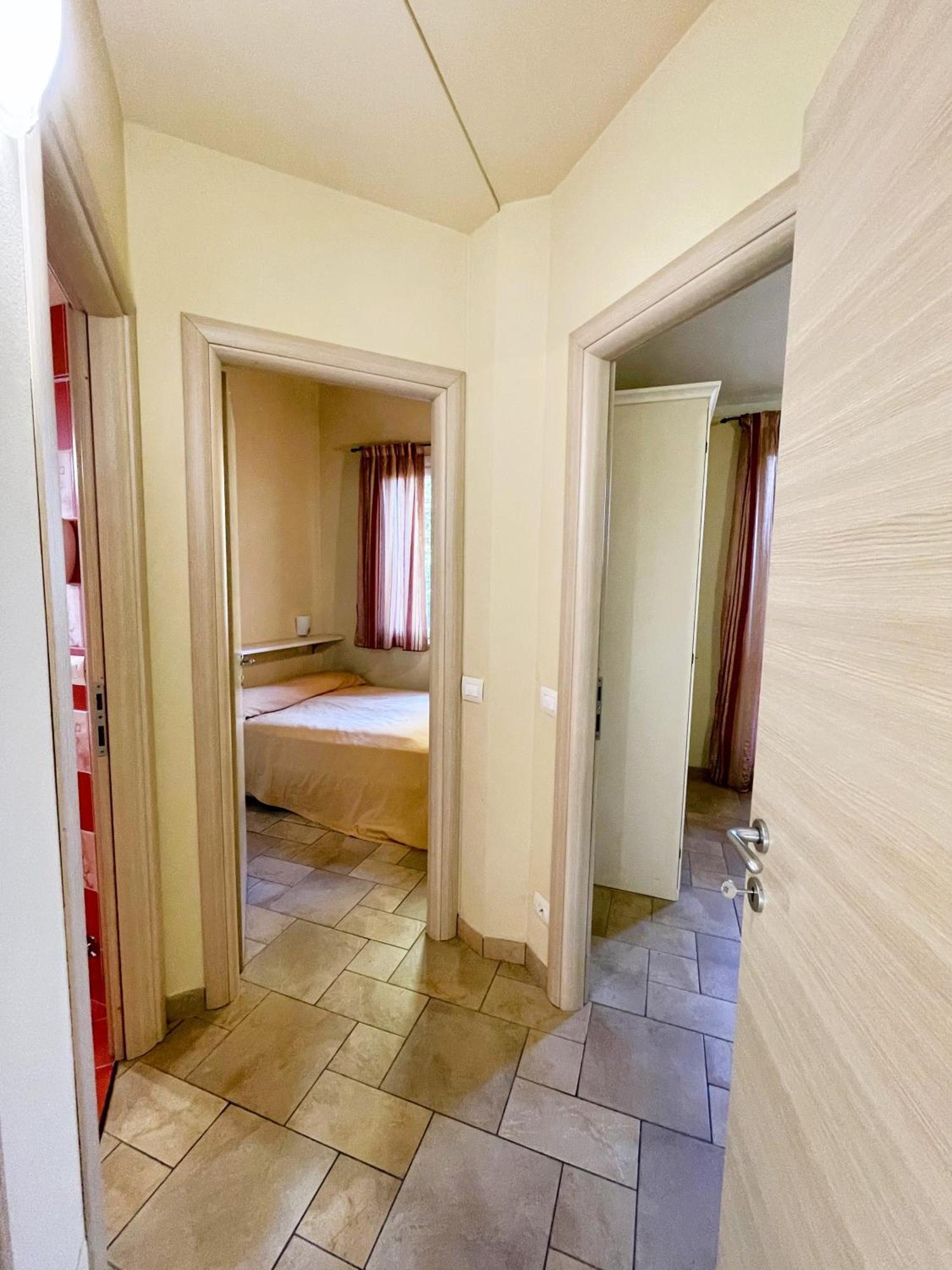 Appartamenti Il Ruscello Manerba del Garda Δωμάτιο φωτογραφία