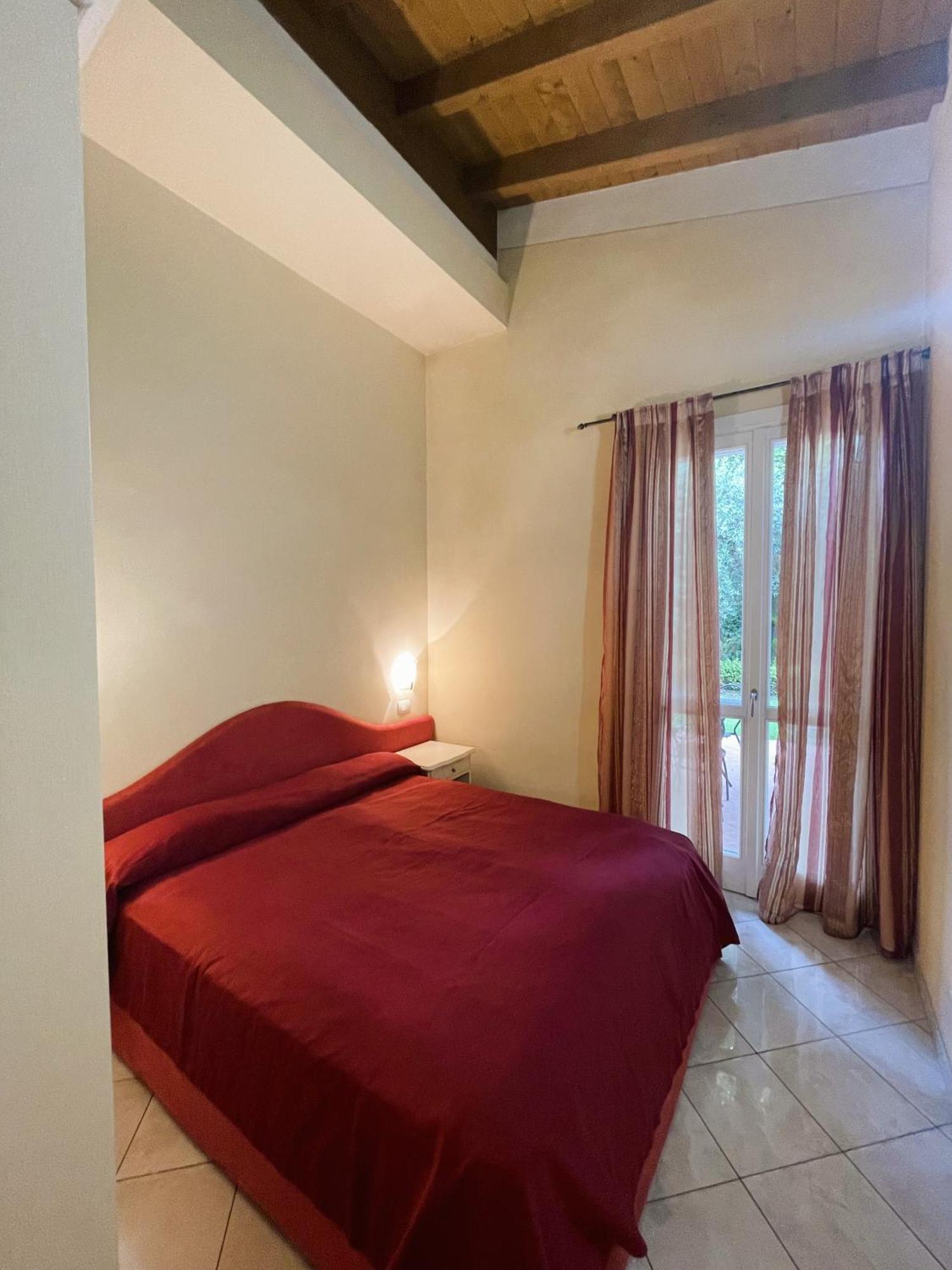 Appartamenti Il Ruscello Manerba del Garda Δωμάτιο φωτογραφία