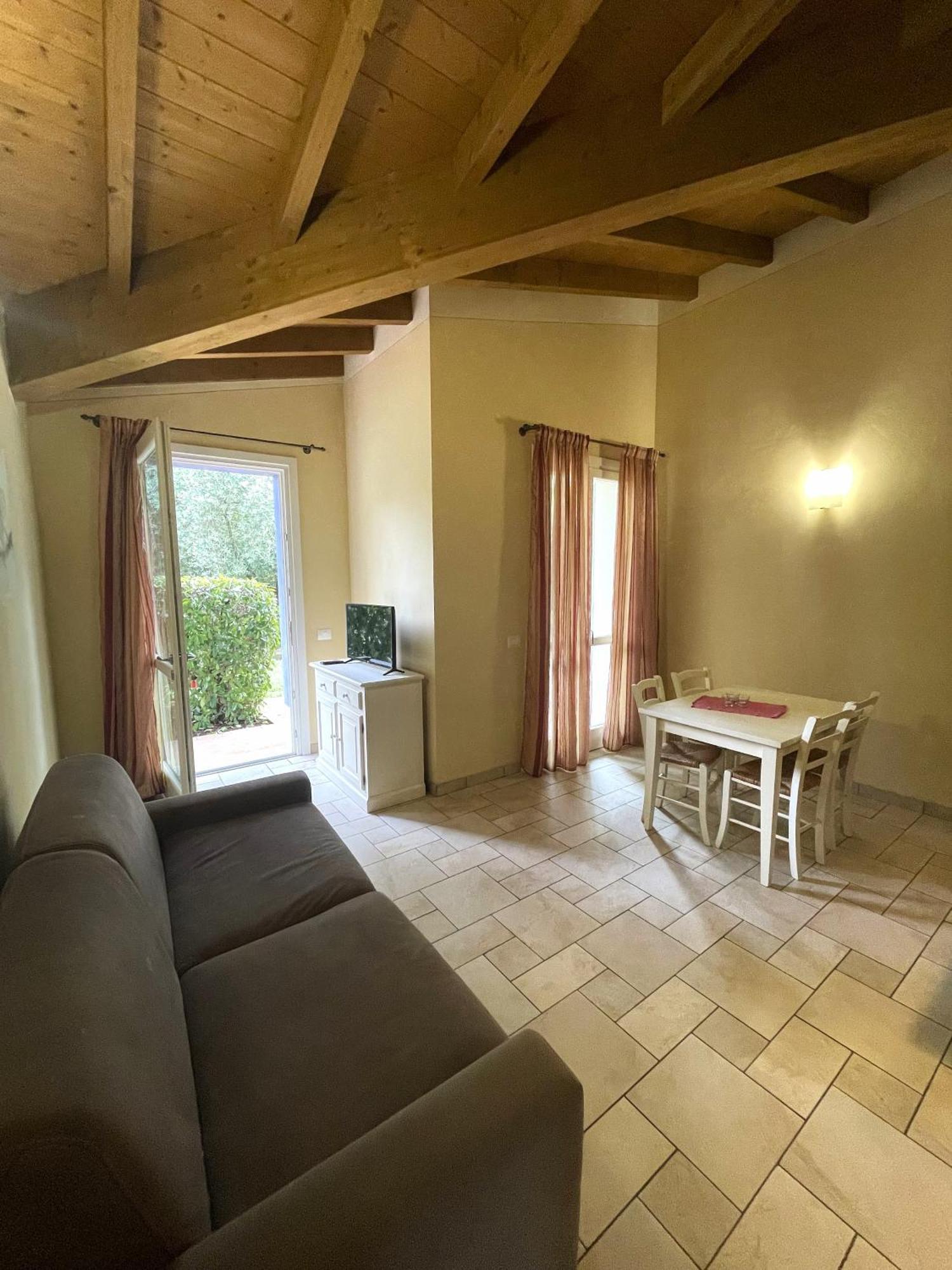 Appartamenti Il Ruscello Manerba del Garda Δωμάτιο φωτογραφία